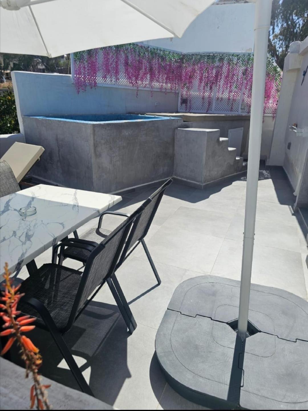 The Muses Of Santorini Private Jacuzzi Suites Vothon ห้อง รูปภาพ